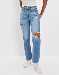 Apple Body Shape, 90s Boyfriend, Barrel Jeans, Apple Body Shapes, Ripped Boyfriend Jeans, Boyfriend Jean, Jean Trends, Judy Blue Jeans