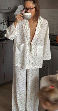 Pajamas Aesthetic, Pajama Fashion, Cute Pajama Sets, Cute Pajamas, Fashion Mistakes, Mode Inspo, Sporty Chic, 10 Pounds