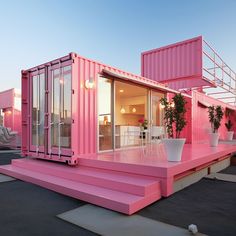 Container Salon Design, Storage Container Salon, Food House Design, Cool Airbnb Ideas, Container Restaurant Ideas, Container Store Design, Container Design Ideas, Shipping Container Store, Bloom Nails