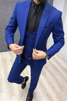 Royal Blue Peak Lapel Mens Tuxedo | New Prom Mens Suit 3 Piece | Bradymensuit Wedding Tux Ideas, Blue Tuxedo Wedding, Prom Tux, Prom Men, Prom For Guys, Prom Suits For Men, Wedding Tux, Blue Suit Men, Man Suit