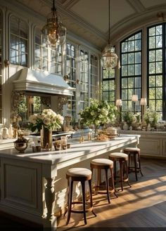 Home Decor Ideas Victorian, Fancy Home Interior, French Country Estate Interior, Modern French Chateau Kitchen, Old Money Kitchen Aesthetic, French Style Home Interior, Cottage Core Mansion, Victorian Kitchen Aesthetic