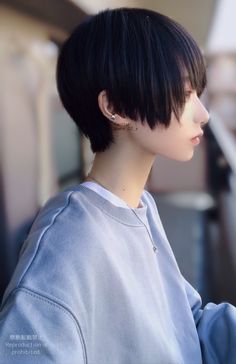 Swag Hairstyles, Ftm Haircuts, Japanese Short Hair, Grown Out Pixie, Japanese Hairstyle, Cute Hairstyles For Short Hair, Favorite Hairstyles