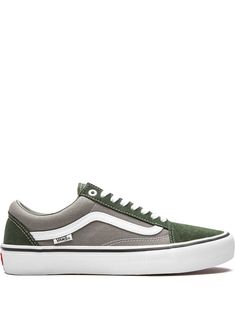 Vans Lace-up Sneakers With Vulcanized Sole, Vans Custom Low-top Sneakers With Vulcanized Sole, Vans Urban Sneakers With Laces, Urban Vans Sneakers With Laces, Green Low-top Skate Shoes With Rubber Sole, Gray Low-top Sneakers With Gum Sole, Urban Vans Sneakers, Vans Urban Sneakers With Contrast Sole, Green Sneakers With Vulcanized Sole For Streetwear