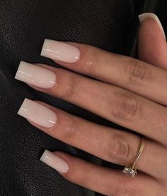 Natural Look Acrylic Nails, Nudę Nails, Creme Nails, Acrylic Nails Nude, Milky Nails, Basic Nails, Work Nails, Classy Acrylic Nails, Short Square Acrylic Nails