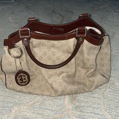 Gorgeous Authentic Gucci Bag. Hardly Worn. No Stains Inside. One Small Stain Outside - See Pictures. Beautiful Bag. Comes With Dust Bag As Well. * Like New * Gucci Bee Bag, Gucci Soho Bag, Snake Bag, Gucci Mini, Gucci Tote Bag, Bags Gucci, Nylon Handbag, Gucci Tote, Boot Jewelry