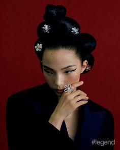 China Hairstyle, Geisha Hairstyles, Jewellery Editorial, Art Campaign, Concept Reference, Jewelry Store Design, Red Backdrop