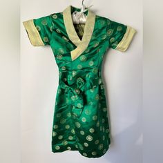 Kids, Tibetan Traditional Brocade Chupa Dress Losar - Green/Yellow. New Without Tag. Good Condition. Size/Approx Measurement: Length: 26" Pit To Pit: 11" Sleeve: 5" Brocade Chupa Blouse/Hunju Attached To Chupa Design Short Sleeve Hook And Eye Closure Waist Wrap *Please Make Sure Your Address Is Complete/Correct Before Purchasing.* *Please Always Review Listing Thoroughly, By Checking Description And Photos.* I Am Fast Shipping Seller. Accepting Reasonable Offer. Thank You For Stopping By! Have A Great Day! 1307 Princess Dress Fairytale, Fresh Girls, White Flower Girl Dresses, Rayon Pants, Bow Detail Dress, Heart Dress, Zara Kids, Distressed Black Jeans, Black Ruffle