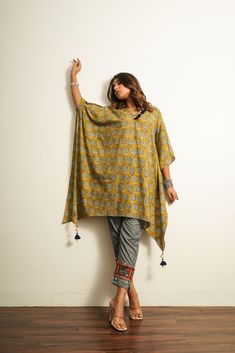 Size Chart Printed Co Ord Set, Kaftan Outfit, Fusion Wear, Kaftan Designs, Kurta Pyjama, Bohemian Style Clothing, Sustainable Clothing Brands, Cotton Kaftan, Indian Prints