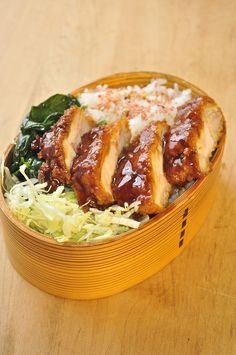 Chicken Cutlet Bento チキンカツ弁当 Resep Sushi, Kotak Bento, Japanese Meals, Chicken Cutlet