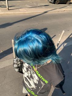 blue hair inspo Dirty Blonde Hair, Blue Highlights, Drawing Stuff, Dirty Blonde, Blue Hair, Hair Ideas, Hair Inspo, Blonde Hair, Hair Cuts