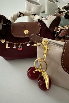 Mini longchamp bag Longchamp Xs, Mini Longchamp Bag, Longchamp Pouch, Long Champ Bag, Mini Designer Bags, Long Champ, Longchamp Mini, Trendy Purses, Longchamp Bag