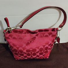 Questions? Leave A Comment Below! In Very Good Condition 7" X 9" 7" Height X 9" Length Vintage Y2k Style Has Silver Metal Detailing On Each Side Hot Pink Color Coach Carly Signature Hot Pink Handbag. Brand: Authentic Coach Satin Fabric Coach Signature "C" Inside Pocket Leather Strap Top Zip Closure 9.5"L X 3.5"W X 6.25"H Cn Be Used As A Handbag Or Shoulder Bag Hot Pink Handbag, Coach Vintage Bag, 2000s Purse, Demi Baguette, Hot Pink Handbags, Pink Handbag, Vintage Coach Bags, Hot Pink Color, Baguette Bag