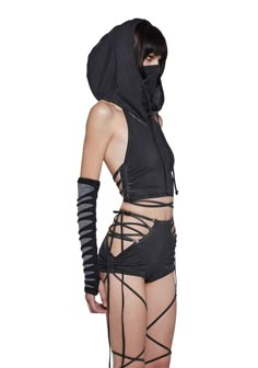 Tempo Hooded Crop Halter Top - Dark Gray – Dolls Kill Cyberpunk Festival Outfit, Rave Techwear, All Black Rave Outfit, Black Rave Outfits, Rave Fit, Dystopian Fashion, Goth Rave, Rave Mask, Tie Halter Top