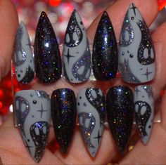 Halloween Rave Nails, Witch Doctor Nails, Designed Nails Art, Black Sparkle Halloween Nails, Goth Disney Nails, Black And White Spooky Nails, Alternative Nail Art, Nude Goth Nails, Killer Klowns From Outer Space Nails