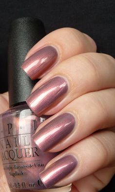 Best OPI Nail Polishes. I love blushingham palace! Is it normal to recognize colors like that? Unique Eyes, Nails Dip, Nagel Tips, Fall Nail Art, Autumn Nails, Fabulous Nails