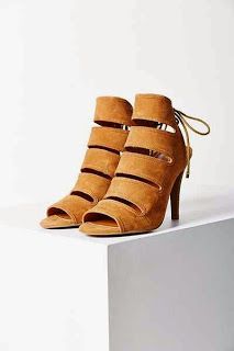 That Boho Chick: Shoes Heeled Sandal, Wooden Heel, Shoe Boot Sandals, Seychelles