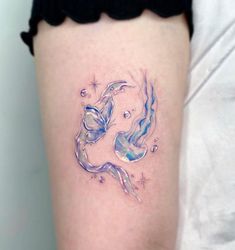 Tattoo #tattoo #art #jellyfish #tattooed Tattoo Jellyfish, Intricate Tattoo, Blue Tattoo, Cat Tattoo Designs