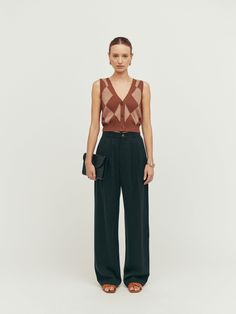 Power pants. Shop the Mason Pant, a high rise pant with a relaxed, wide leg. Dark Academia Summer Outfit, Academia Summer Outfit, Dark Academia Summer, Mason Pant, High Rise Pants, Collar Sweater, On Repeat, Capsule Wardrobe, The Well