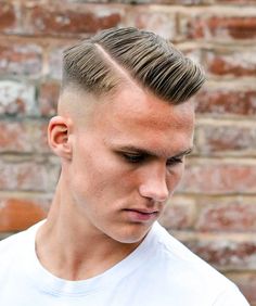 Gentlemen Haircut, Side Part Mens Haircut, Hard Part Haircut, Side Hairstyle, Older Men Haircuts, Pompadour Style