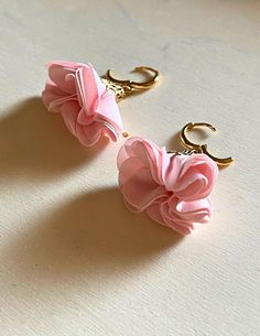 Beautiful light pink flower charm on 24K Gold Plated earring hooks Pink Flower Earrings, Light Pink Flowers, Earring Hooks, Flower Charm, Gold Plated Earrings, Beautiful Lights, Pink Flower, Flower Earrings, Favorite Jewelry