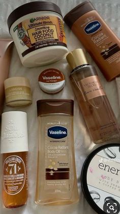 Body Hygiene, Basic Skin Care Routine, Perfect Skin Care Routine, Smell Goods, Pretty Skin Care, Bath And Body Care, Hair Food