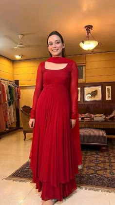 Red Anarkali Dress, Red Anarkali Suits, Red Anarkali, Floral Maxi Dresses, Georgette Anarkali, Anarkali Dress Pattern, Simple Gowns, Casual Indian Fashion, Beautiful Pakistani Dresses