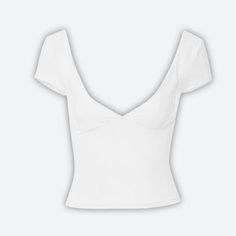 This chic top exudes sophistication with its deep v-neckline and body-hugging design. Perfect for both casual and elevated looks, it's a versatile piece for any wardrobe. Crafted for style and comfort, it's a modern staple for those who love a blend of classic and contemporary. Bodycon design Deep v neck Open back Short sleeve Polyester Retro Style 90s, Bodycon Design, Jeans Patchwork, Crop Pullover, Bodycon Tops, Denim Hoodie, Cheap Swimsuits, Jogger Pants Casual, Cardigan Sweater Vest