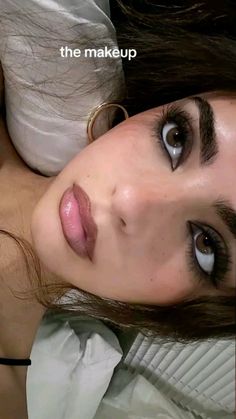 dark, grunge Makeup Eyes Smokey, Brown Eyes Cat Eye Makeup, Smokey Eye Makeup On Brown Eyes, Dark Makeup Looks For Brown Eyes, Makeup Looks Dark Brown Eyes, Brown Eyes Smokey Makeup, Dark Feminine Makeup Eyeliner, Brown Liner Makeup Looks, Brown Eye Smokey Makeup