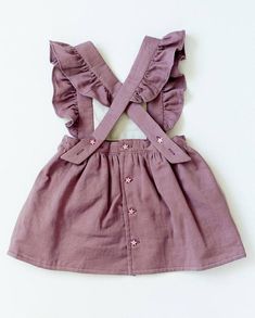 Pinafore Dress Toddler, Toddler Pinafore Dress, Baby Mode, Vintage Girls Dresses, Kids Frocks, Vestidos Vintage, Pinafore Dress, Double Gauze, Baby Outfits