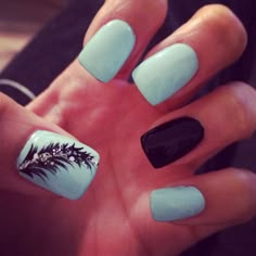 Cool nails from CHANEL, who wouldn't want to SPORT These NAILS, Deb in Portland OREGON USA. Feather Nail Art, Feather Nails, Unghie Nail Art, Popular Nail Designs, Black Nail, Popular Nails, Get Nails, Pedicures, Fabulous Nails