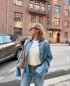 Matilda Djerf Fall, Double Denim Outfit, Shacket Outfit, Outfit Work, Girl Fashion Style, Spring Break Outfit, Outfits Classy, London Outfit, Matilda Djerf