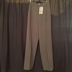 Zara Full Length Francoise Pants Olive Green Color Simply Beautiful Chic Green Zara Bottoms, Zara Straight Leg Green Bottoms, Elegant Green Zara Pants, Green Zara Trousers, Fitted Green Zara Pants, Zara Leather Pants, Black Slim Pants, Green Cargo Pants, Zara Jumpsuit