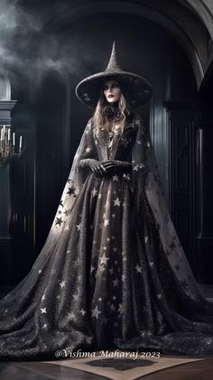 Witches Costumes For Women, Punk Street Style, Witch Pictures, Witch Cosplay, Fantasy Witch, Beautiful Long Dresses, Victorian Goth, Witch Costume