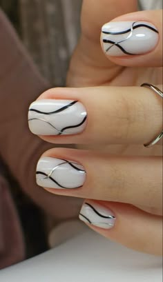 November Nails Fall, Minimal Nails Art, November Nails, Nails Yellow, Subtle Nails, Casual Nails, Jelly Nails, Black Nail, Neutral Nails