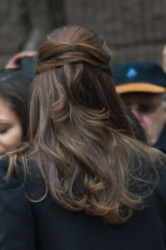 Golden Brunette, Brunette Aesthetic, Old Money, Hair Looks, Hair Goals