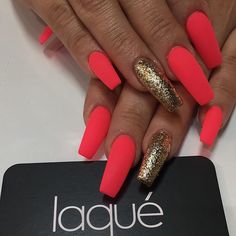 Bright Matte Nails, Red Nails And Gold, Matte Red Nails, Lavender Nail Polish, Red Matte Nails, Pretty Nail Colors, Red Acrylic Nails, Lavender Nails, Ombre Acrylic Nails