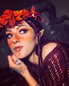 Fall Fairy Makeup Autumn, Renfair Makeup, Autumn Fairy Makeup, Fall Fairy Makeup, Renfest Outfit, Zelda Makeup, Woodland Fairy Makeup, Autumn Fae, Elven Makeup