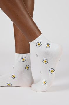 White flower smiley face short socks Fun White Summer Socks, Fun White Socks For Summer, Playful White Socks For Spring, Comfortable White Socks, Flower Smiley Face, Flower Smiley, London Free, Buy Now Pay Later, Short Socks