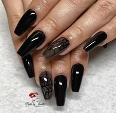 Gothic Nails Acrylic, Gothic Nail Designs, Halloween Nail Design, Horror Nails, Nail Designs Ideas, Band Nails, Halloween Acrylic Nails, Punk Nails