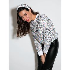 Bring the sparkle to your holiday outfits with Shiraleah’s Knotted Sequins Headband. This fun and festive hair accessory features a bright white color with multicolored, iridescent sequins and a sleek top knot detail. Pair with the matching Fiesta Sweatshirt or other items from Shiraleah’s Merry Everything collection to complete your look! Sleek Top Knot, Silk Hair Bonnets, Festive Hair, Merry Everything, Head Wraps For Women, Headband White, Woven Headband, Leather Headbands, Hair Bonnet