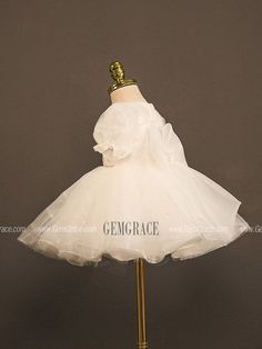 10% off now|Free shipping world-wide. Lovely White Tulle Flower Girl Dress with Bow Pearls at GemGrace. Click to learn our pro custom-made service for wedding dress, formal dress. View #FlowerGirlDresses for more ideas.