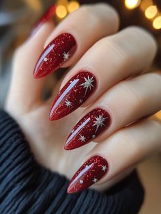 Red Christmas Nails 2025: Festive and Elegant Nail Designs for the Holidays 2024 Xmas Nails, Not Red Christmas Nails, Holidays Nails Christmas, Christmas Nails Red Candy Cane, Christmas Nails Designs Red, Red And White Snowflake Nails, Red Nails Ideas Christmas, Christmas Nails Red Almond, Christmas Nails Red Designs