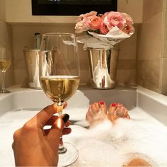 // Pinterest @gabikroeker In The Bathtub, Absolut Vodka, A Glass Of Wine, Luxe Life, Relaxing Bath, Glass Of Wine, Bubble Bath, Just Girly Things, Bath Time