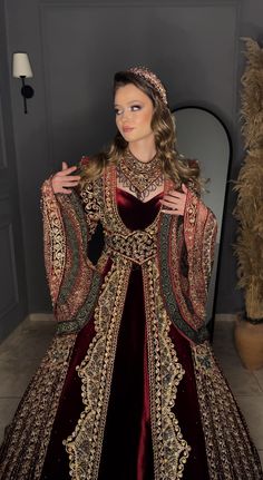 Moroccan Dubai Caftan Arabic Abaya Maxi Hand Beaded | Tarditional Caftan with Ottoman Turkish Motif Turkish Maxi Dresses, Moroccan Hijab Style, Lebanese Dress, Turkish Kaftan, Turkish Dresses, Arabic Abaya, Middle East Fashion, Muslim Long Dress, Ottoman Dress