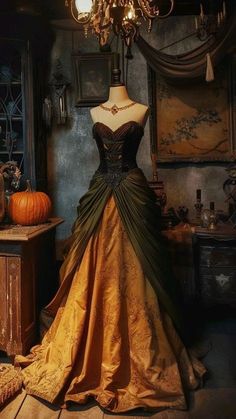 Fae Ball Dress, Hogwarts Dresses Yule Ball, Pirate Gown, Old Harry Potter, Vampire Dress, The Right Move, Fashion Rules, Old Fashion Dresses, Chique Outfits