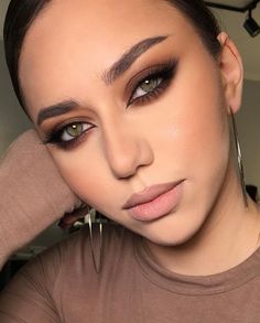 Classy Makeup Elegant For Brown Eyes, Cool Tone Smokey Eye, Matte Brown Eye Makeup, Dark Brown Makeup Looks, Cool Tone Eye Makeup, Fierce Makeup Look, Makeup For Brown Eyes Brunette, Smokey Brown Eye Makeup, Matt Makeup