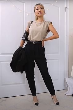 Deloitte Outfits, Modern Office Outfits Women, Lawyer Fits, Edgy Office Fashion, Office Lookbook, Kerina Wang, Fall Work Outfit, Job Outfits, Fall Work Outfits