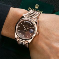 Rolex Day Date Rose Gold Chocolate, Rose Gold Rolex Men, Rolex Day Date Rose Gold, Rolex Day Date 40, Rolex Rose Gold, Money Pics, Rolex Presidential, Rolex Milgauss, Timeless Watches