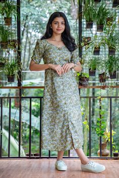 Rayon Kurta Designs Women, Organza Frocks For Women, Anarkali Dress Simple, Organza Frocks, Georgette Kurtis