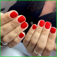 Manicure Colours, Classic Red Nails, Red Gel Nails, Mani Ideas, Shellac Manicure, Short Gel Nails, Dipped Nails